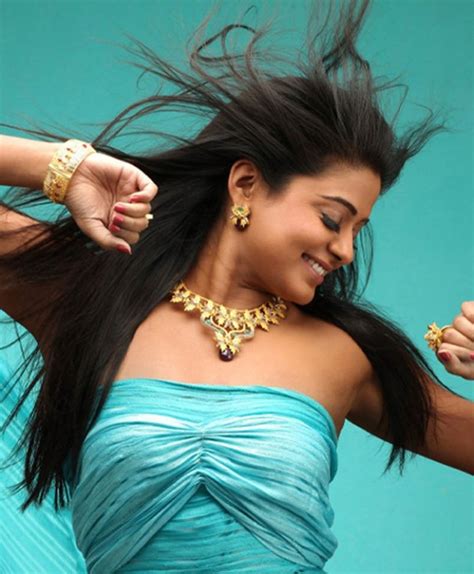 priyamani sex com